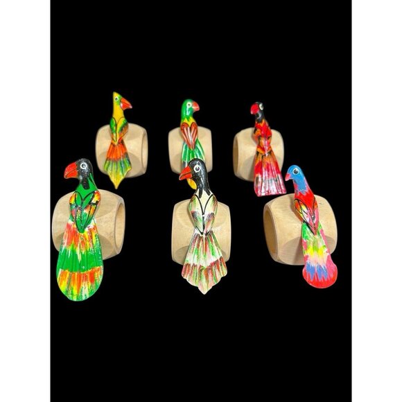 6 Vtg NOS Napkin Rings Tropical Colorful Parrot Wooden Hand Painted I Magnin - Picture 5 of 8
